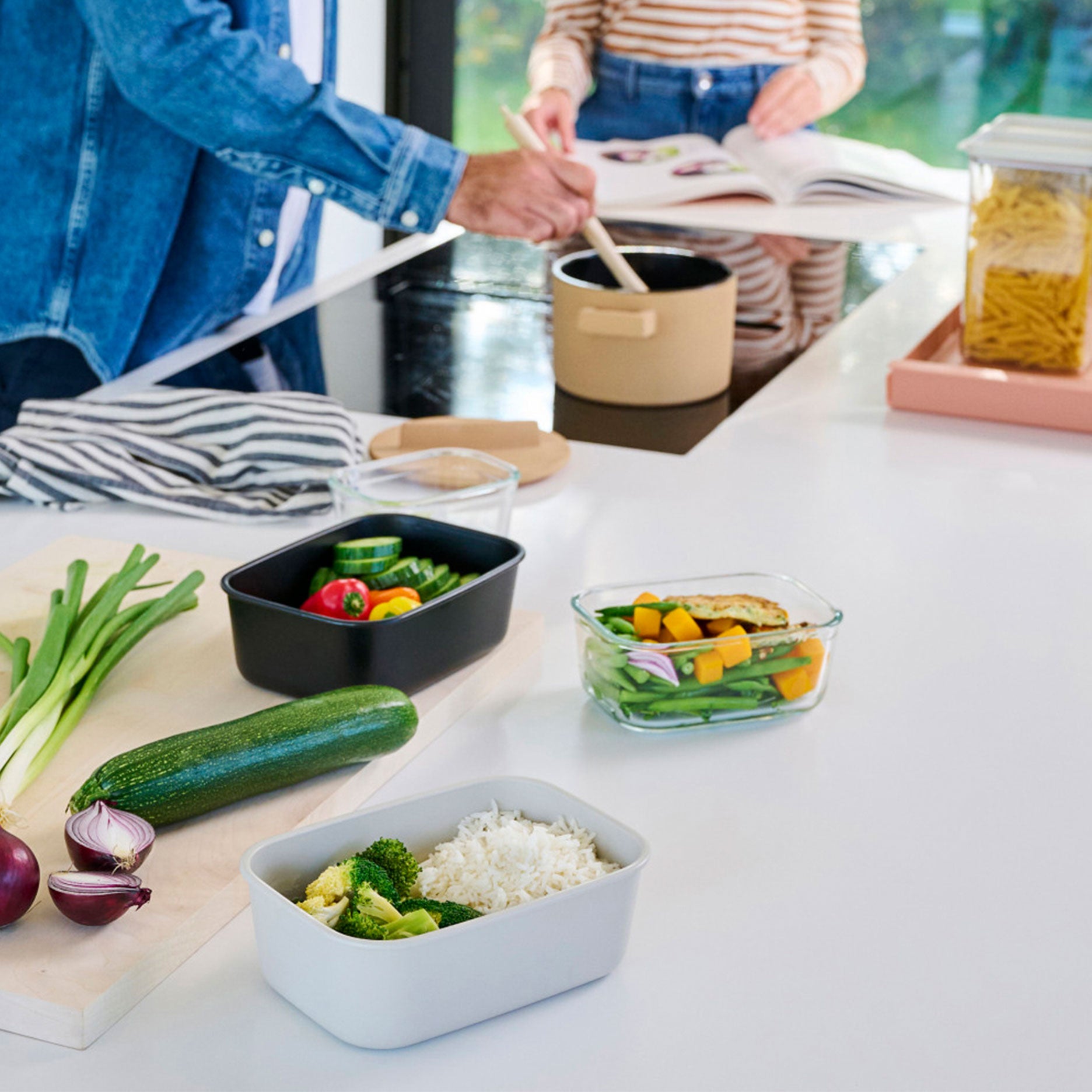 EasyClip opbevaringsboks 2250 ml nordic black